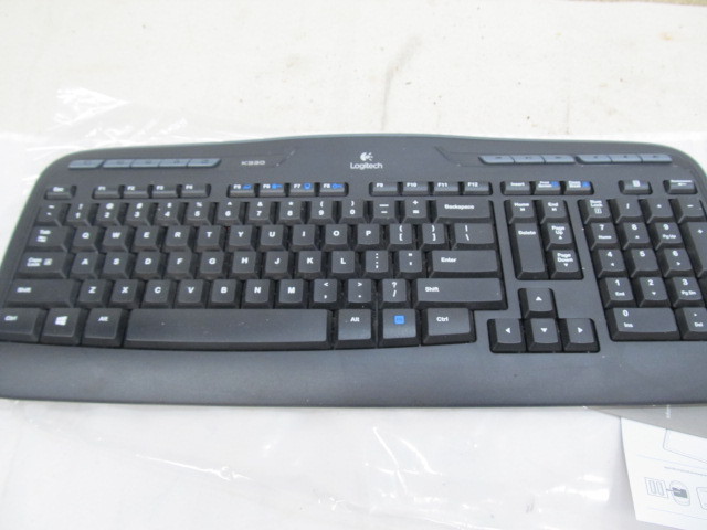 lot 184 image: NEW Logitech Keyboard & Mouse