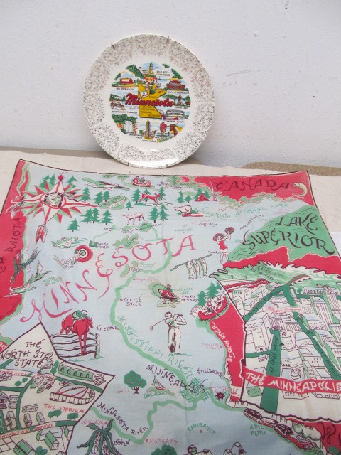 lot 192 image: Vintage 1950s MINNESOTA Plate & Silk Map