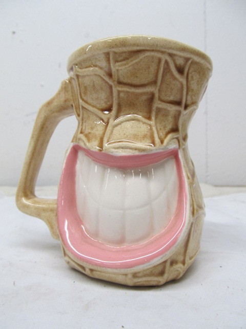 lot 195 image: Vintage JIMMY CARTER Political Mug