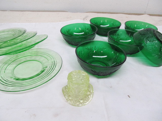 lot 196 image: Green Depression Glass Bowls etc