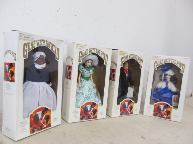 lot 234 image: 4 Large GONE WITH THE WIND Dolls wBoxes