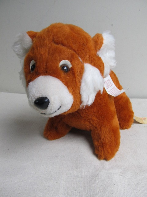 lot 99 image: Vintage 1982 Minnesota Zoo Stuffed Animal Zoo Pass