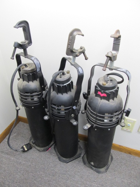 lot 237 image: Group of Heavy Duty Stage Lights