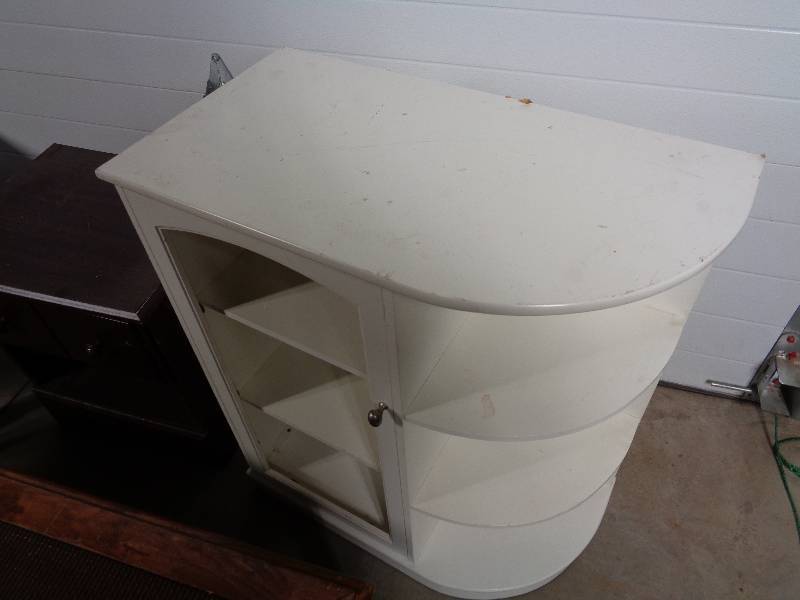 lot 173 image: Take What You Want Furniture