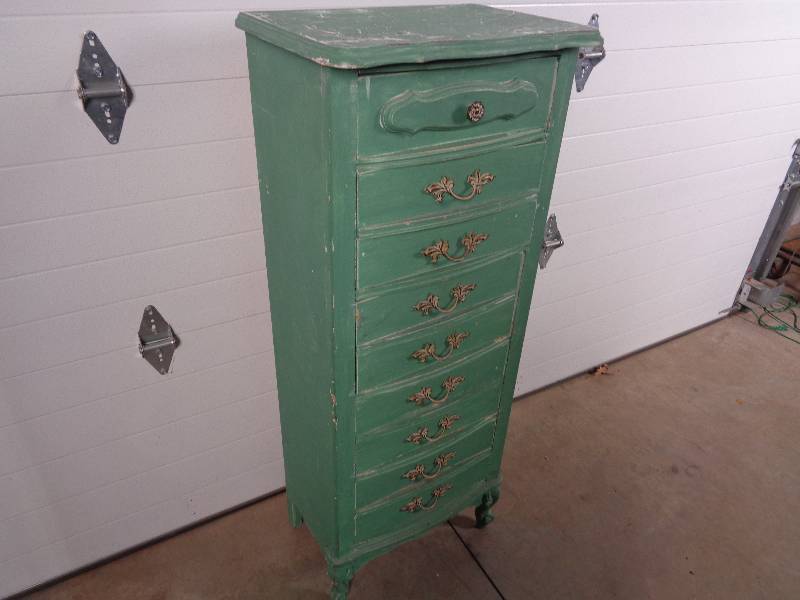lot 175 image: 5 Drawer Lingerie Chest