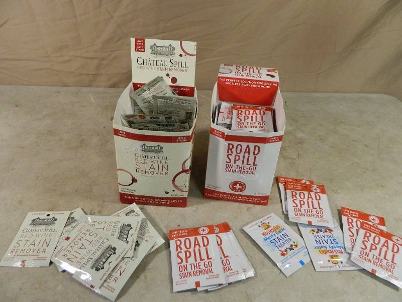 lot 29 image: 2 New Displays FULL of Stain Remover Wipes