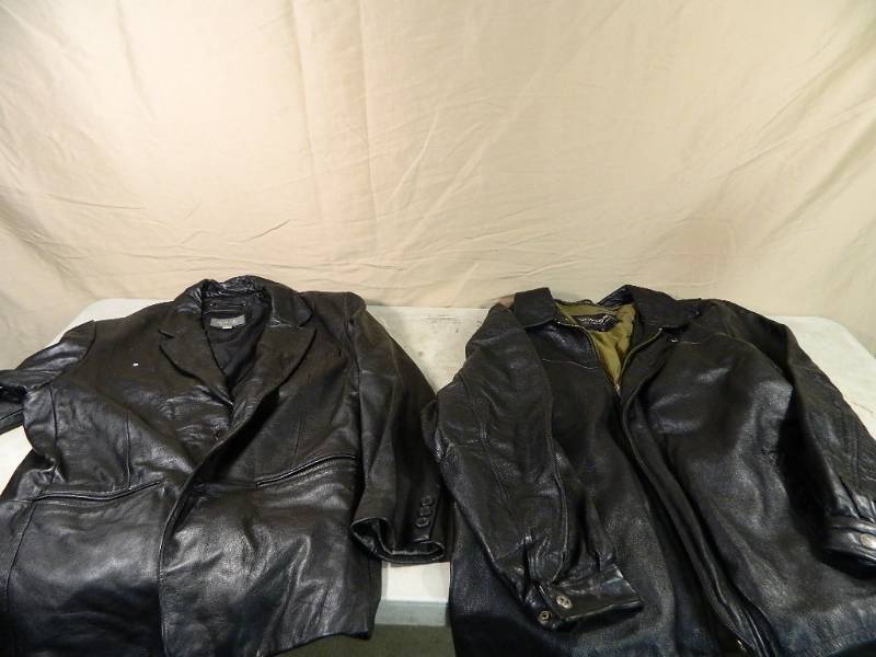 lot 49 image: 2 Wilsons Leather Jackets