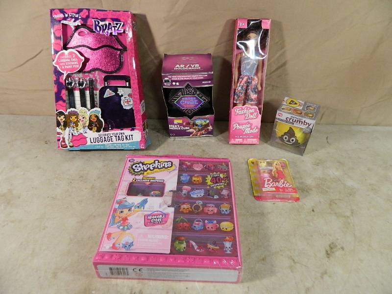 lot 50 image: New Kids Toys