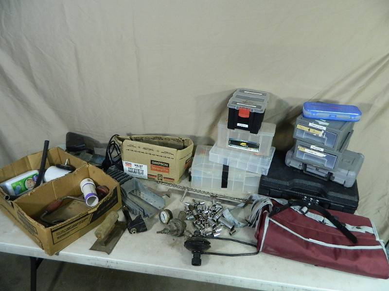 lot 90 image: Organizers, Sockets, Framing Brackets, Etc