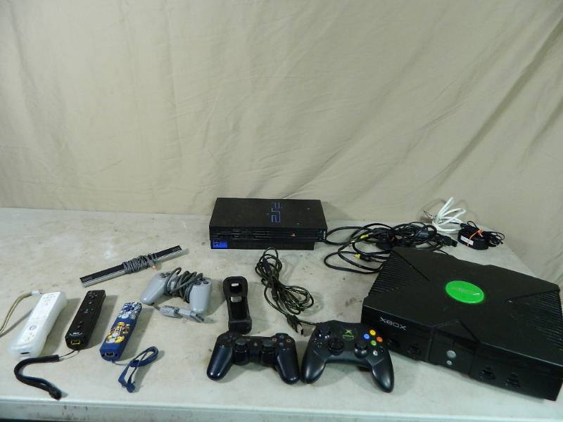 lot 100 image: Video Game Consoles and More
