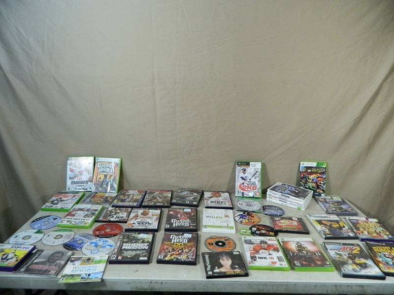 lot 121 image: Assorted Video Games