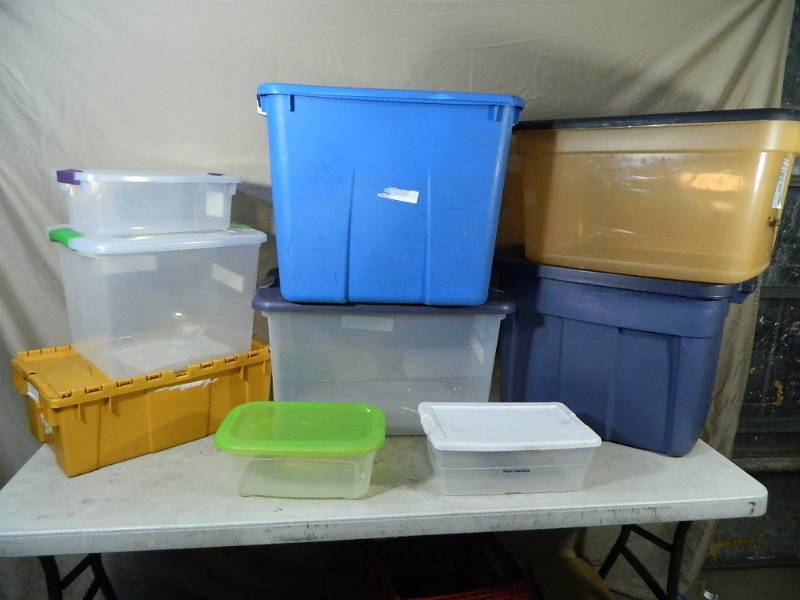 lot 139 image: Assorted Totes and Organizers with Lids