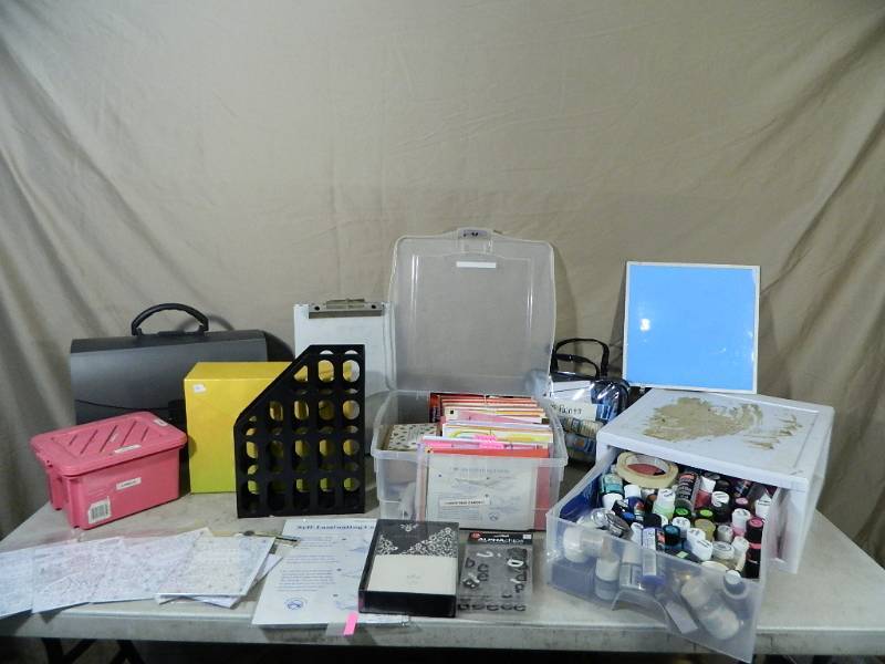 lot 144 image: Craft Supplies