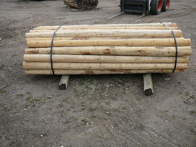 lot 4 image: Furniture Pine Logs