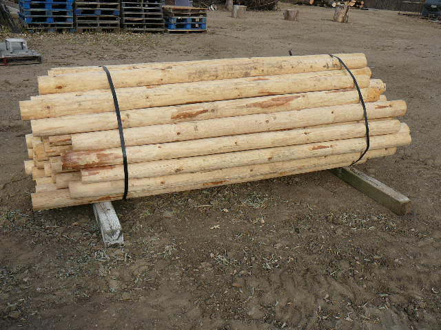 lot 3 image: Furniture Pine Logs