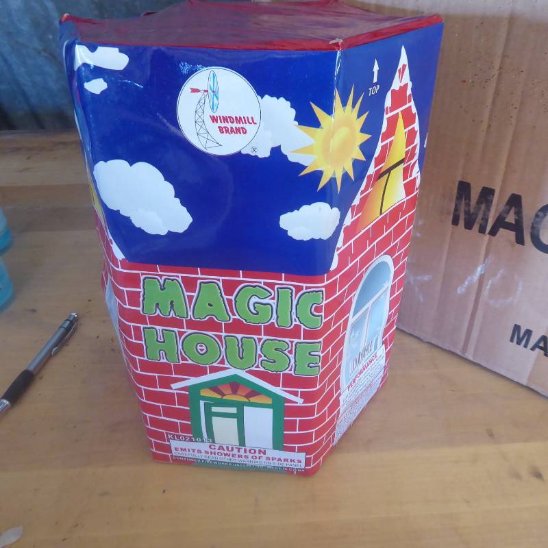Lot of 6 Magic House Fireworks