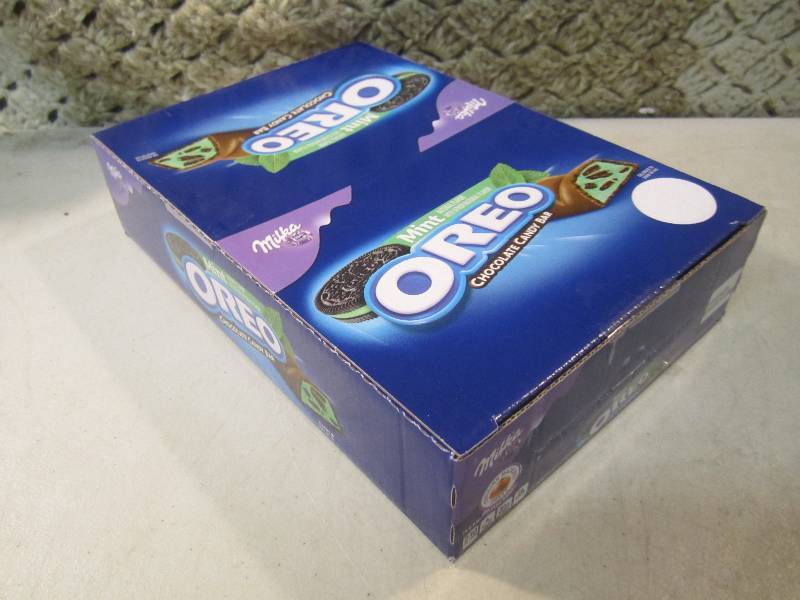 Box of 24 Mint Oreo Chocolate Candy...
