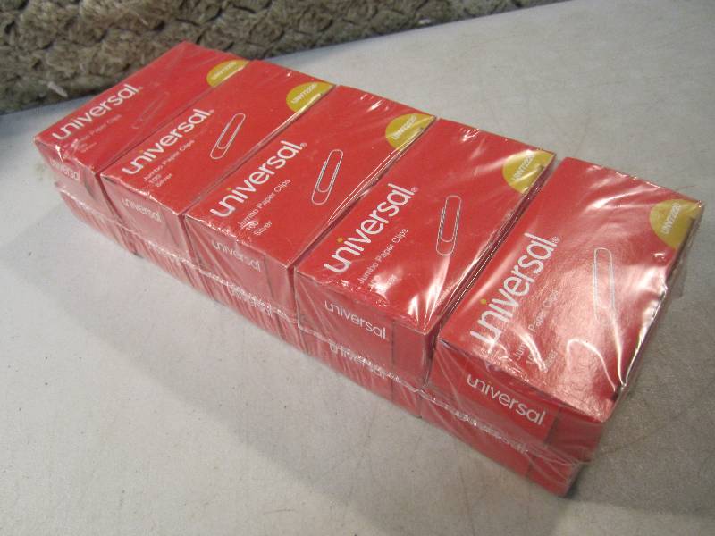 10 Boxes of Jumbo Paper Clips 100 p...