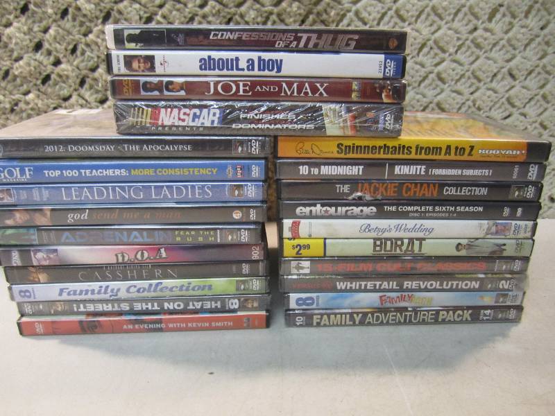 Lot of 24 Misc DVD Movies  F-2...