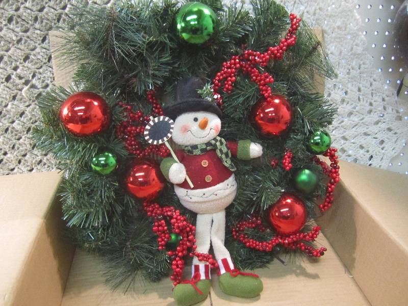 21 Light Up Snowman Wreath New in ...