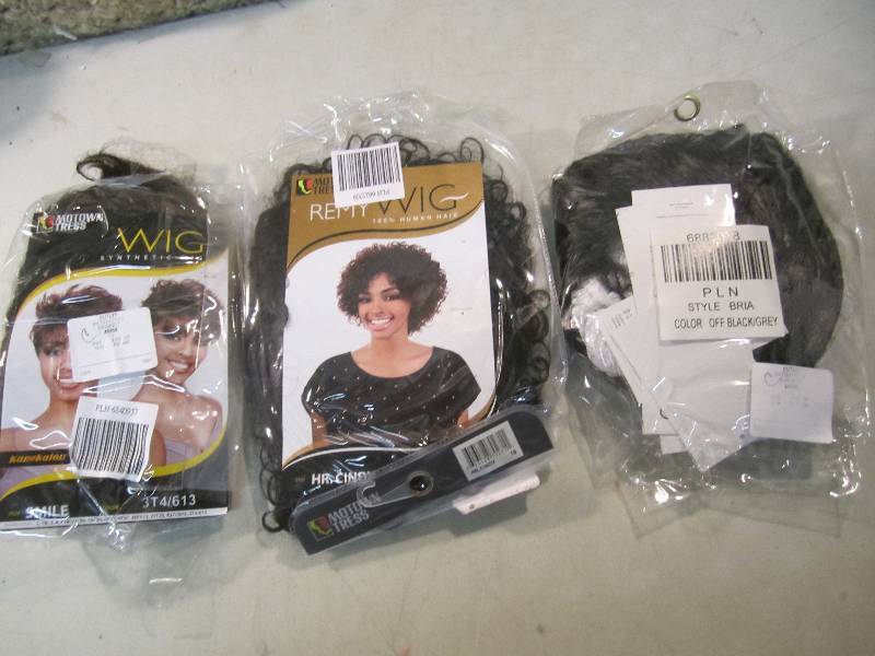 Lot of 3 Wigs Retail $39.99 - $99.9...