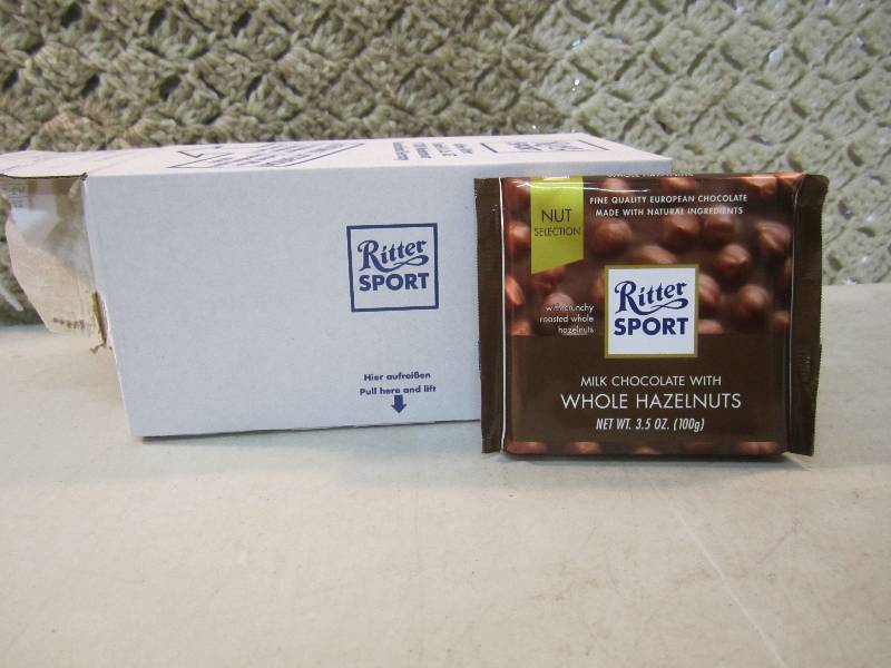 Box of 10 Ritter Sport Milk Chocola...