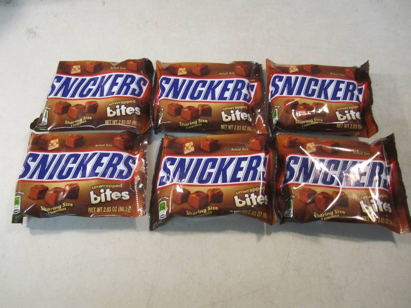 6 Bags of Snickers Bites Best by De...