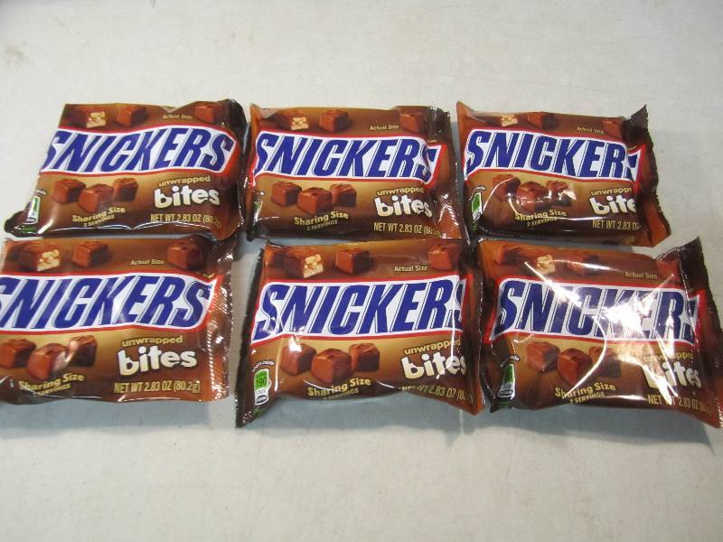 6 Bags of Snickers Bites Best by De...