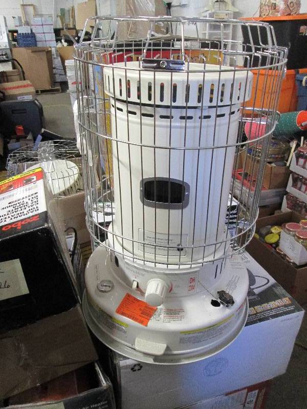 lot 30 image: DuraHeat 23,800 BTU Indoor Kerosene...