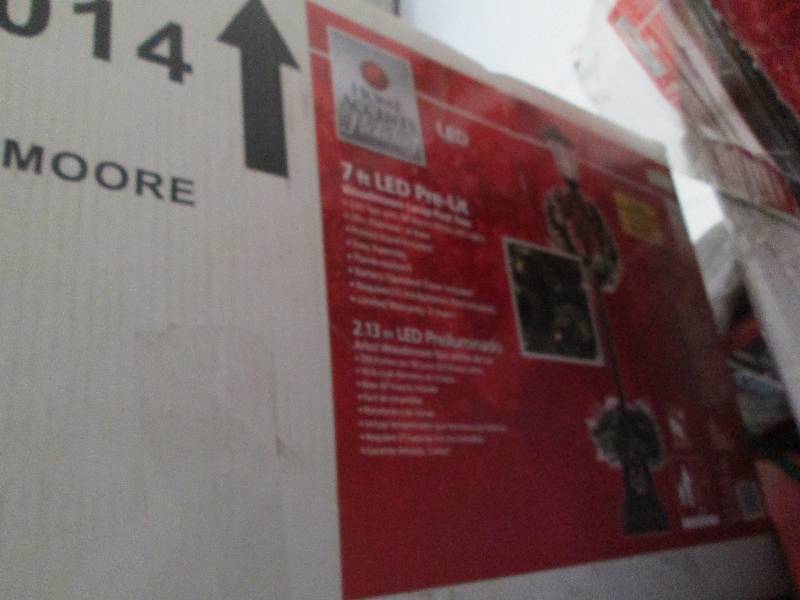 lot 47 image: Home Accents Holiday 7 ft. Pre-lit ...