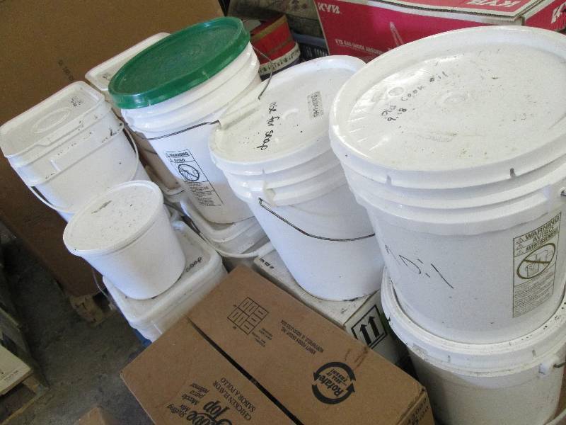 lot 57 image: Large Lot of Used Cooking Oil & Old...