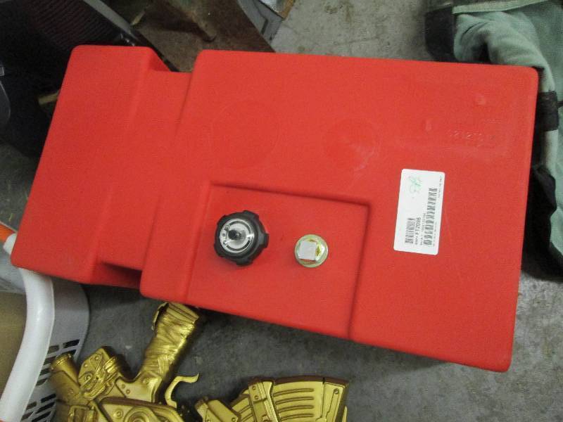 lot 108 image: Moeller Above Deck Fuel Tank 12 Gal...