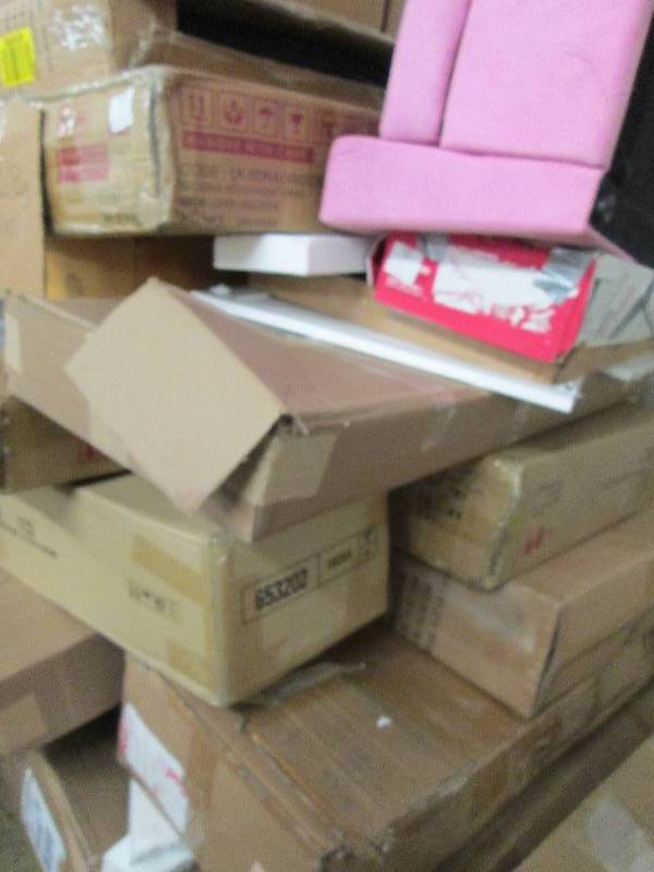 lot 169 image: Pallet of Furniture Damaged or Miss...