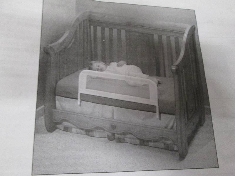 lot 247 image: KidCo Convertible Crib Bed Rail Pin...