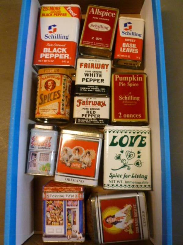 lot 34 image: Collectible