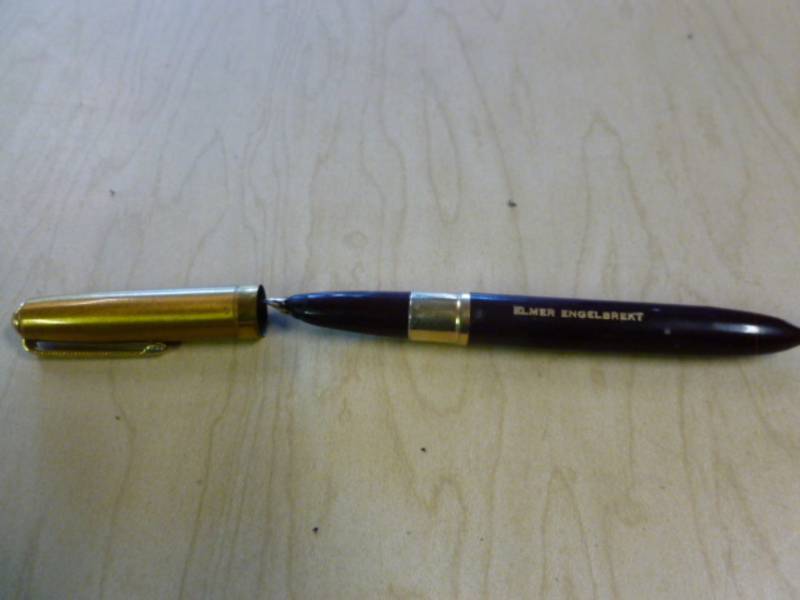 lot 43 image: Vintage Fountain Pen