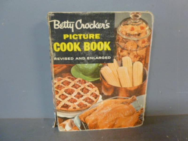 lot 90 image: Vintage Cookbook
