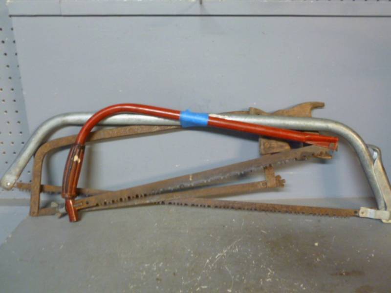 lot 123 image: Saws