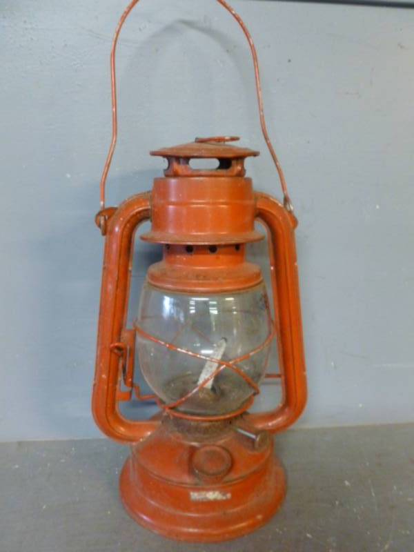 lot 140 image: Barn Lantern