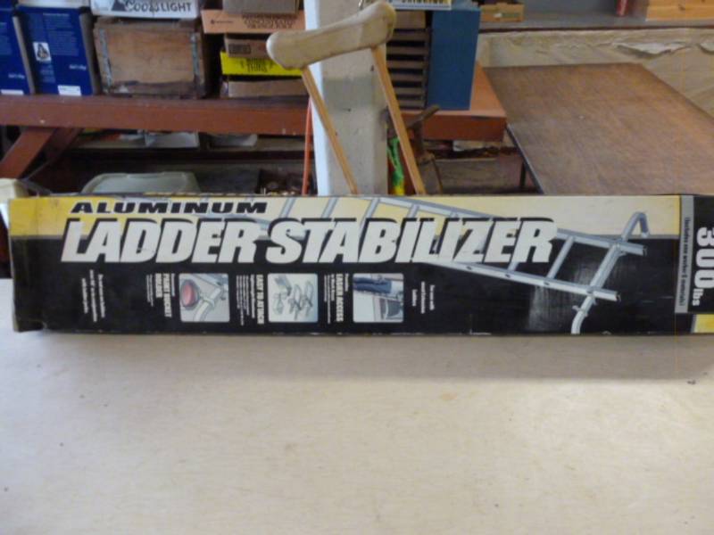 lot 161 image: Ladder Stabilizer