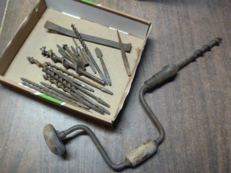 lot 185 image: Antique Tools