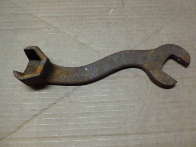 lot 186 image: Vintage Tool