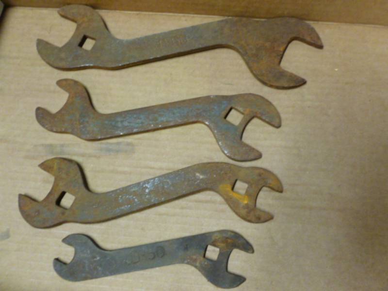 lot 193 image: Vintage John Deere Wrenches