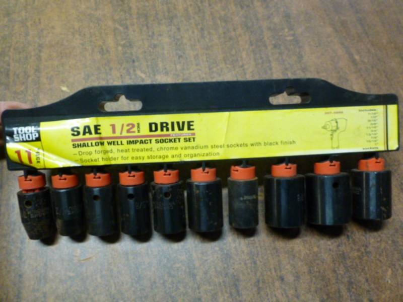 lot 197 image: Socket Set