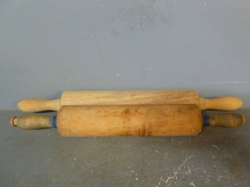 lot 213 image: Vintage Rolling Pins