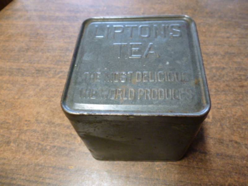 lot 218 image: Vintage Metal Container