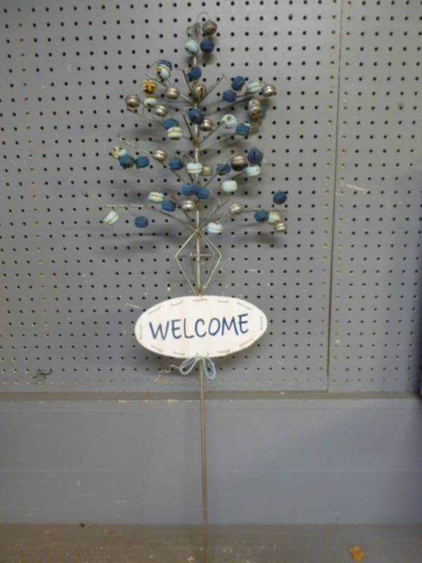 lot 223 image: Metal Art