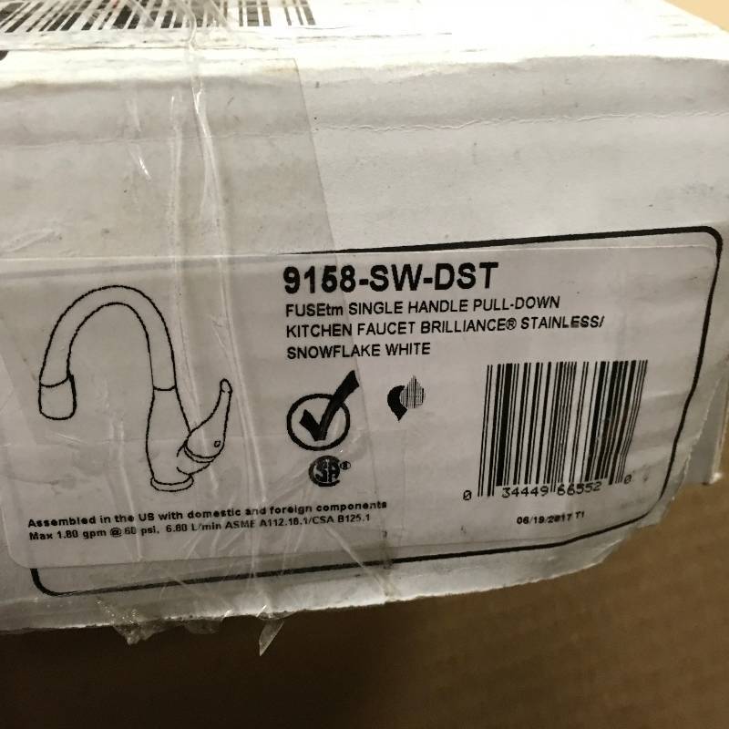 lot 19 image: Delta Fuse Single Handle Pull-Down Kitchen Faucet 9158-S in like new condition