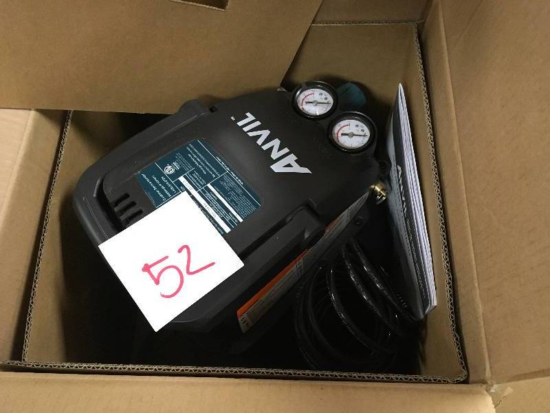 lot 52 image: Anvil 0110247A 2G Pancake Air Compressor with 7-Pieces Accessories Kit in good working condition