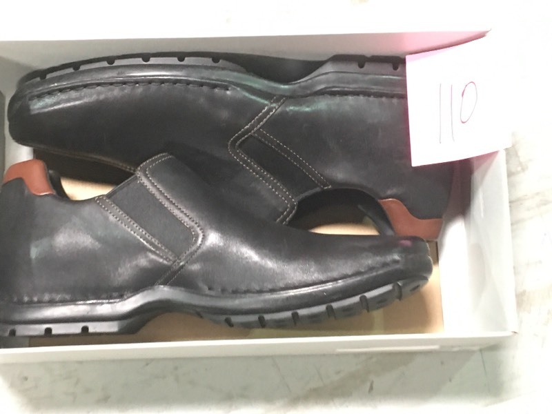 lot 110 image: Cole Haan Zeno II Mens Slip On Dress Shoes Loafer Black Size 11.5